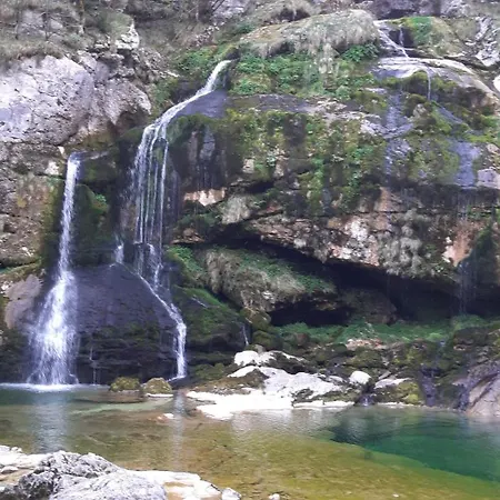 Lägenhet Pri Ani Ruscovi Bovec