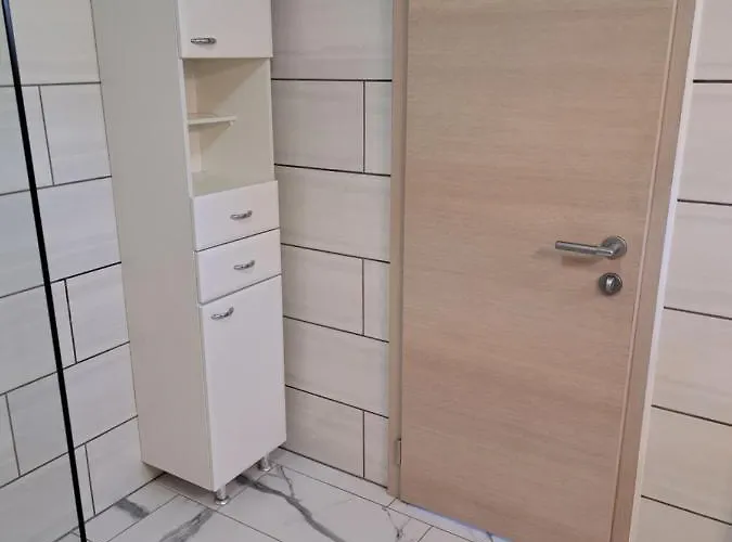 Daire Pri Ani Ruscovi *